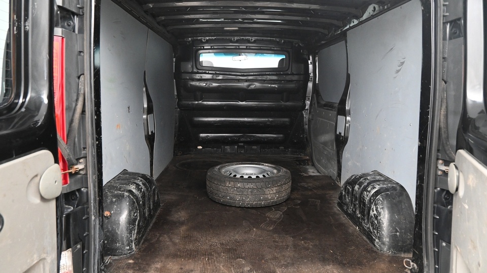 Nissan Primastar vaihtoauto