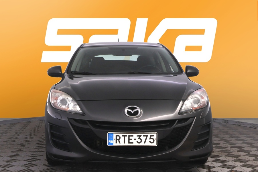 Mazda 3 vaihtoauto