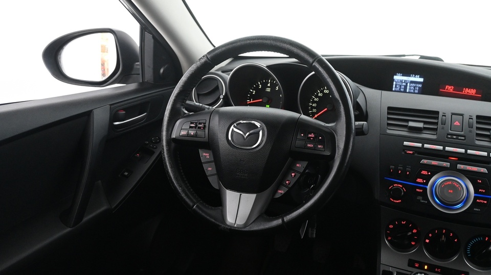 Mazda 3 vaihtoauto