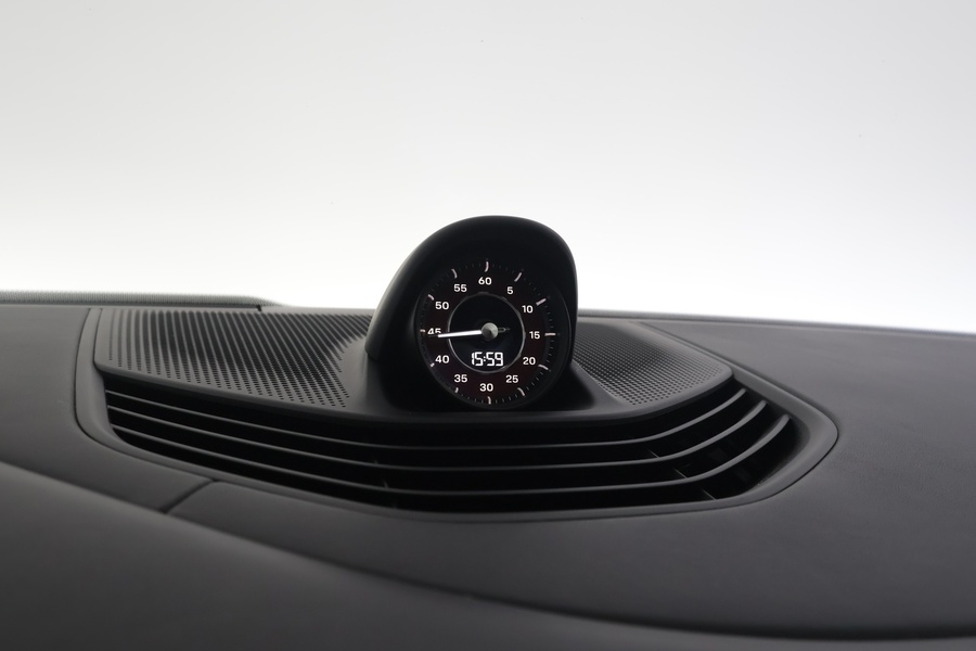 Porsche Taycan vaihtoauto