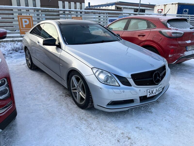 Mercedes-Benz E vaihtoauto