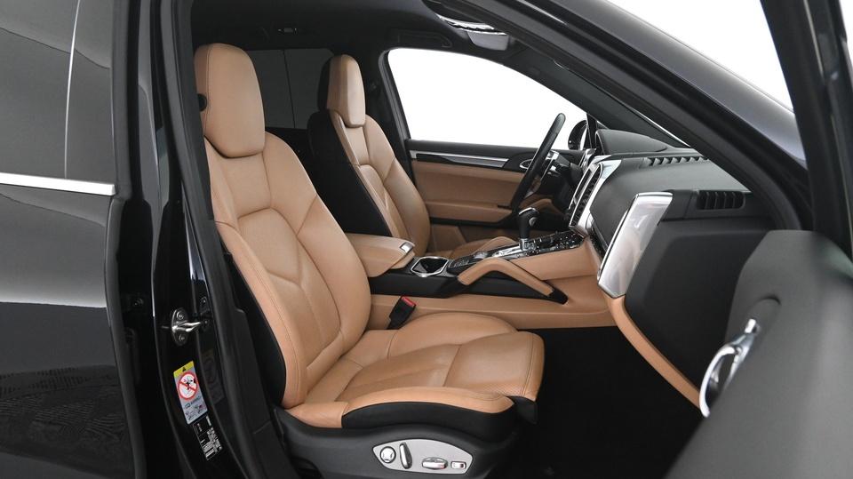 Porsche Cayenne vaihtoauto