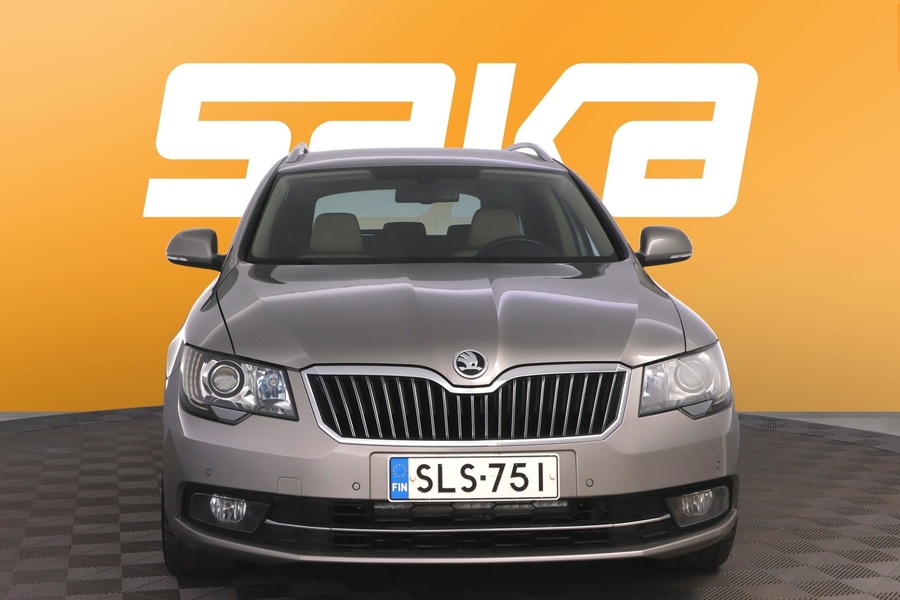 Skoda Superb vaihtoauto