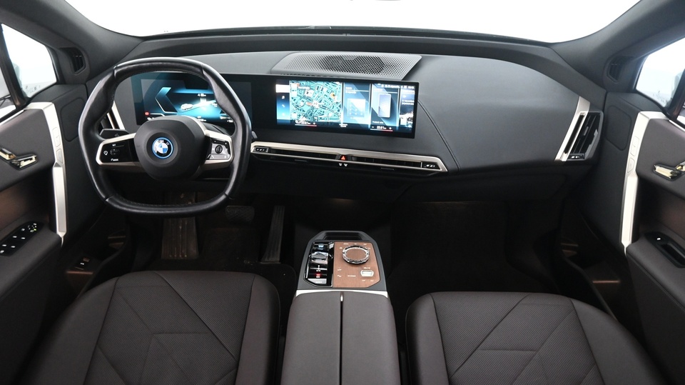 BMW iX vaihtoauto