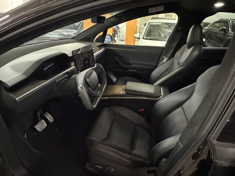 Tesla Model X vaihtoauto