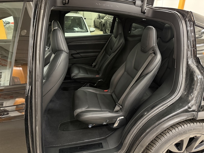 Tesla Model X vaihtoauto