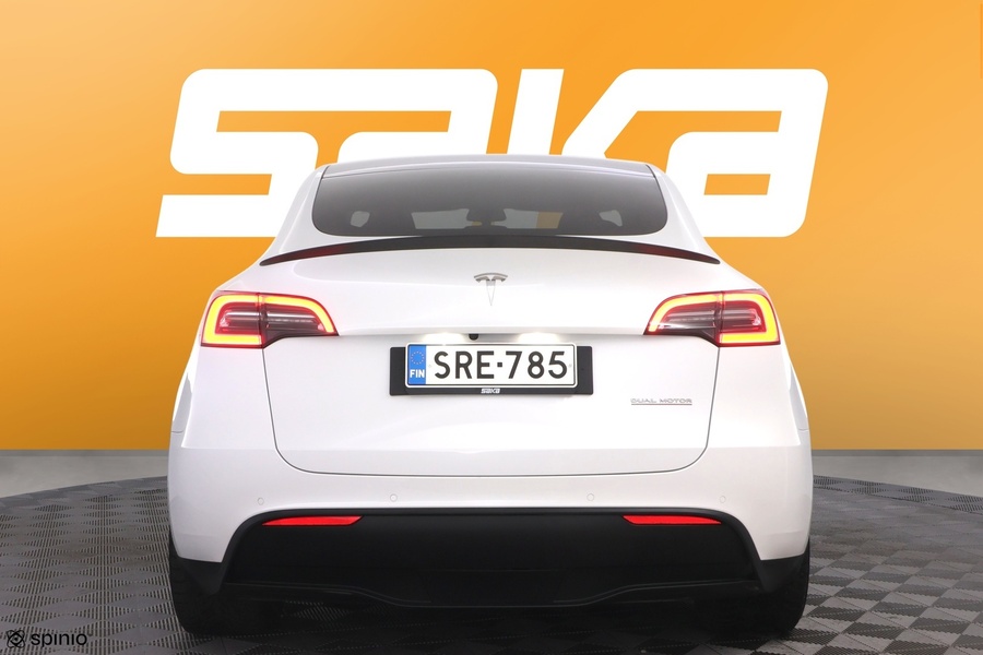 Tesla Model Y vaihtoauto