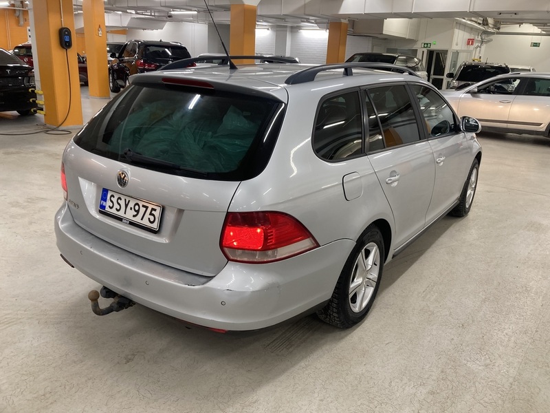 Volkswagen Golf vaihtoauto