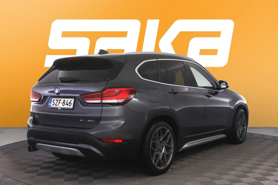 BMW X1 vaihtoauto