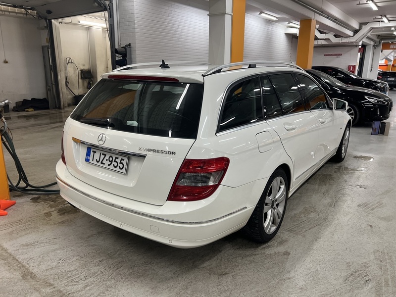 Mercedes-Benz C vaihtoauto