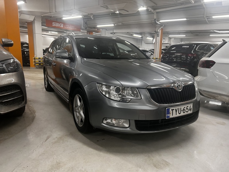 Skoda Superb vaihtoauto