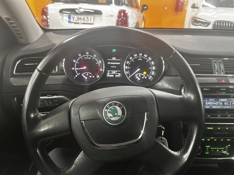 Skoda Superb vaihtoauto