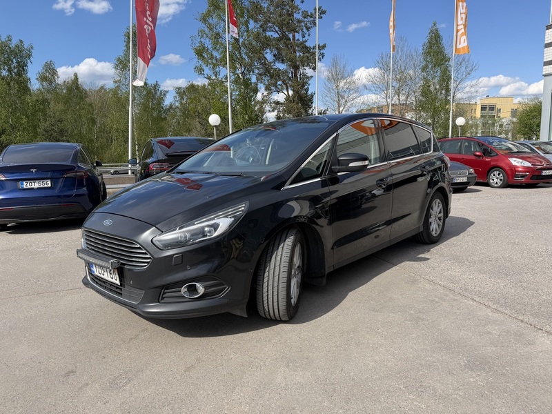 Ford S-MAX vaihtoauto