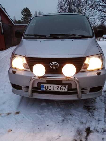 Toyota Hiace vaihtoauto