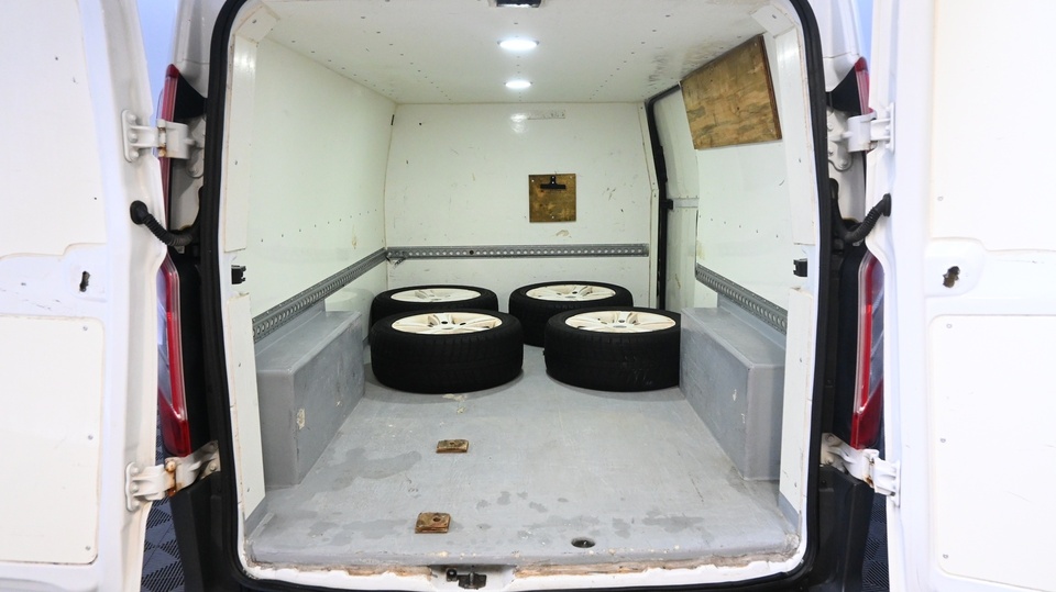 Ford Transit Custom vaihtoauto