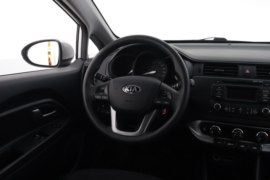 Kia Rio vaihtoauto
