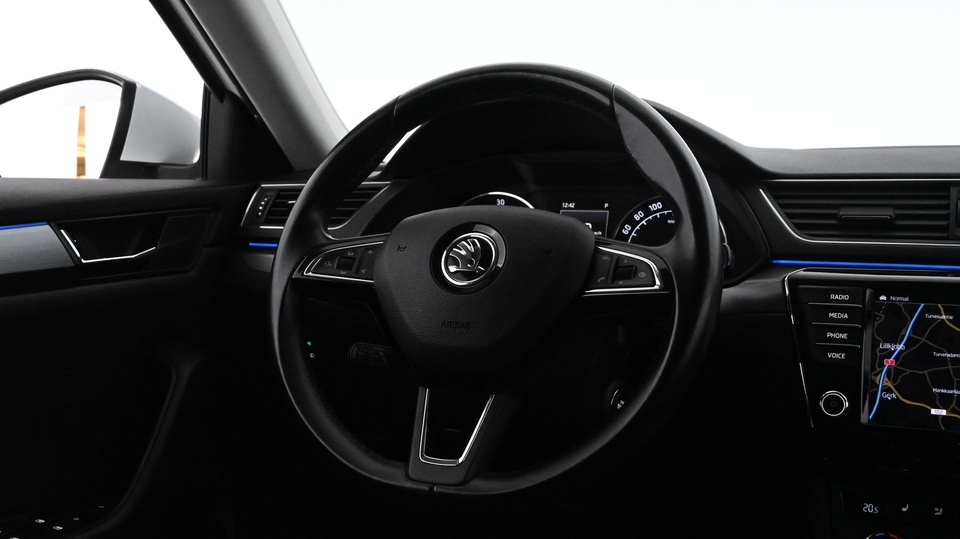 Skoda Superb vaihtoauto