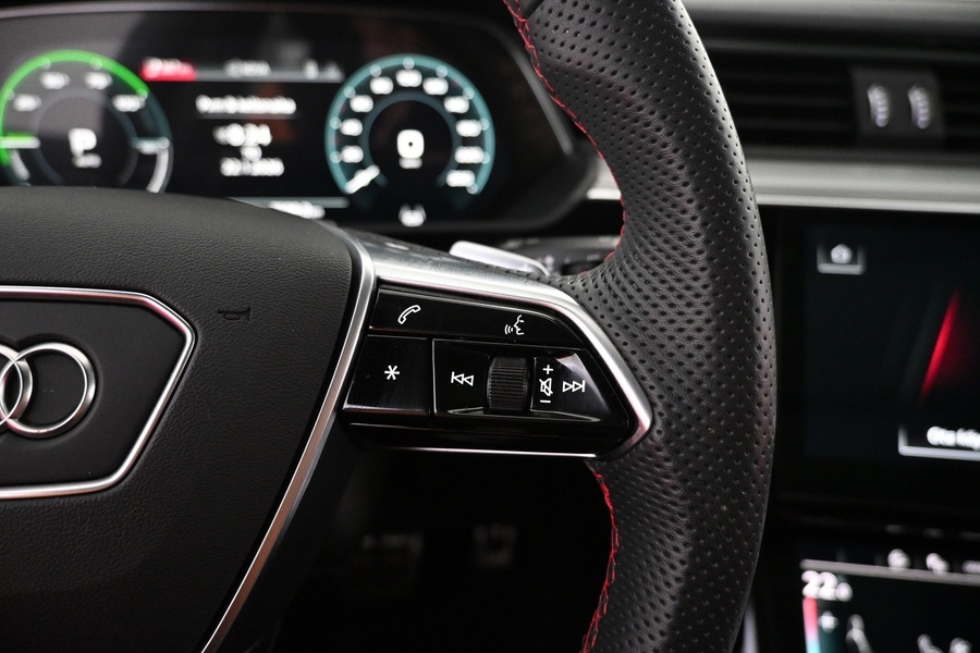 Audi Q8 e-tron vaihtoauto