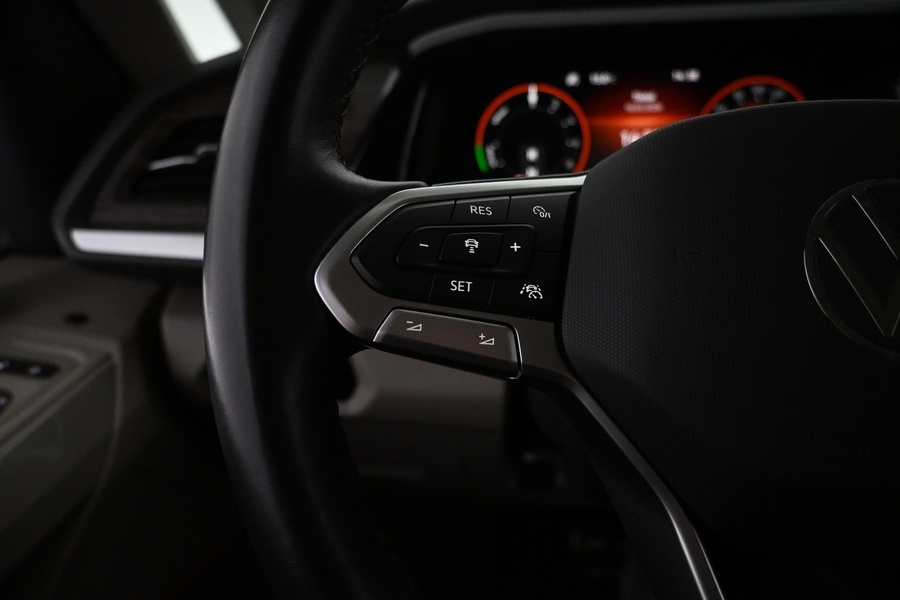 Volkswagen Multivan vaihtoauto