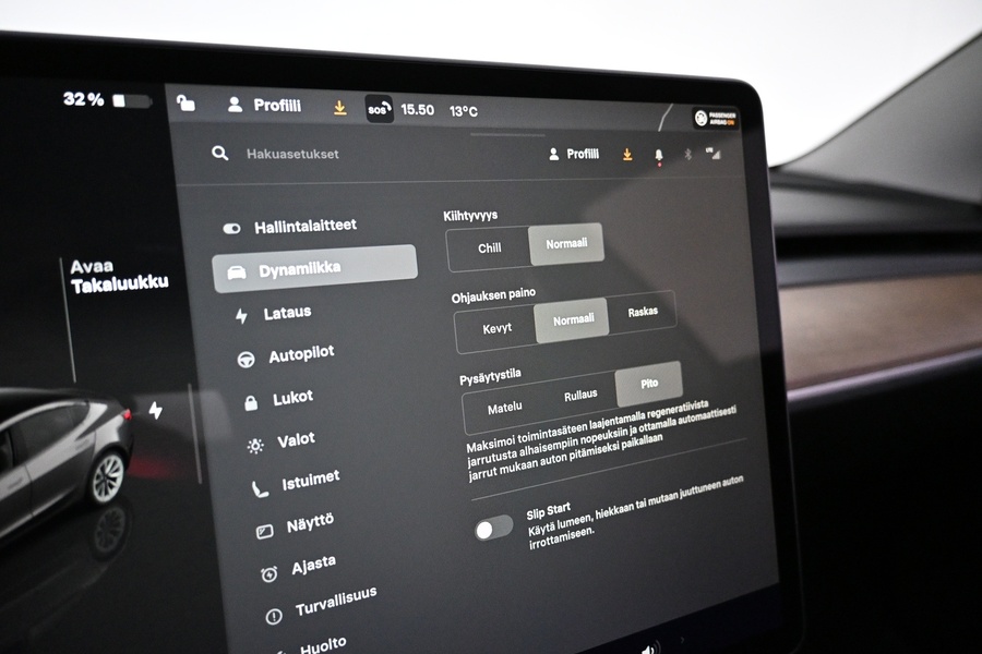 Tesla Model 3 vaihtoauto