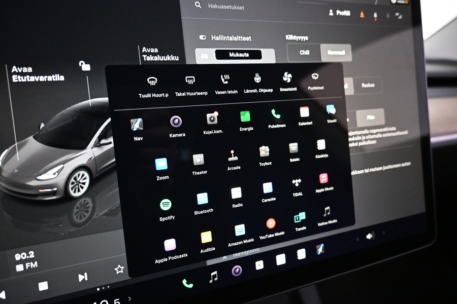 Tesla Model 3 vaihtoauto