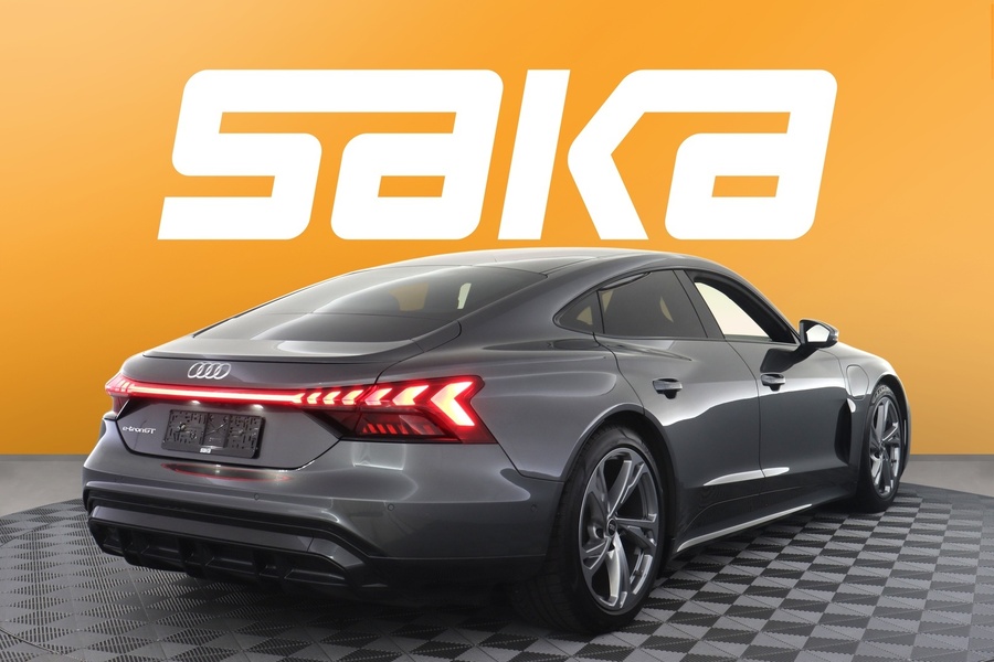 Audi e-tron GT vaihtoauto