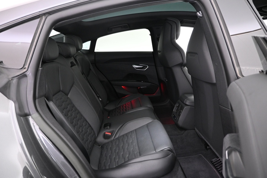 Audi e-tron GT vaihtoauto