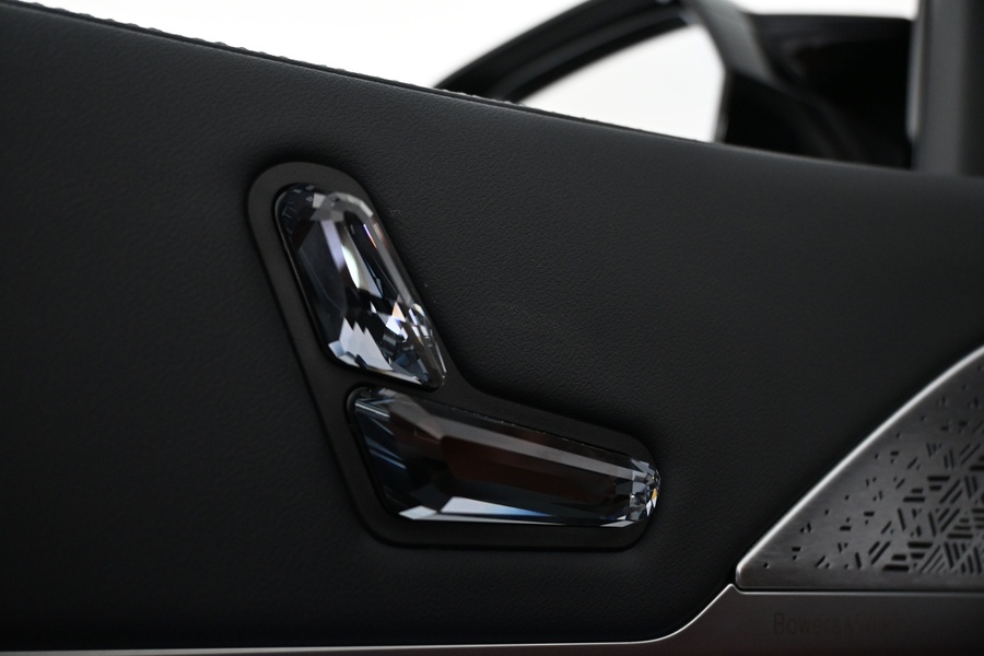 BMW i7 vaihtoauto