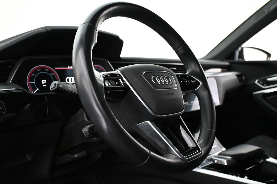 Audi e-tron vaihtoauto