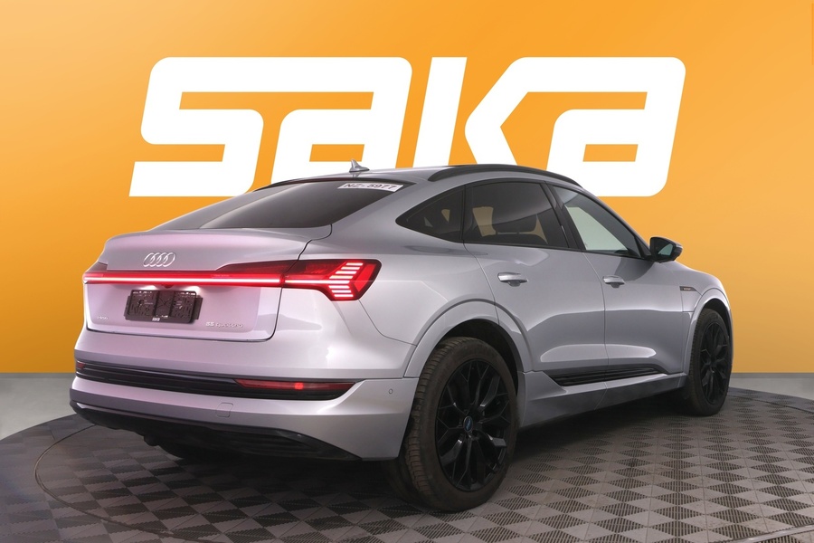 Audi e-tron vaihtoauto