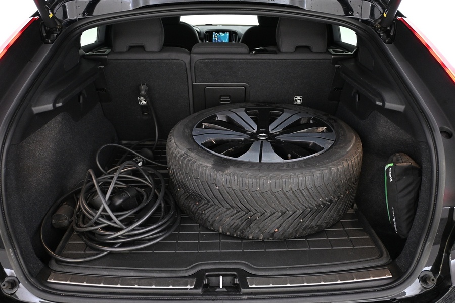 Volvo C40 vaihtoauto