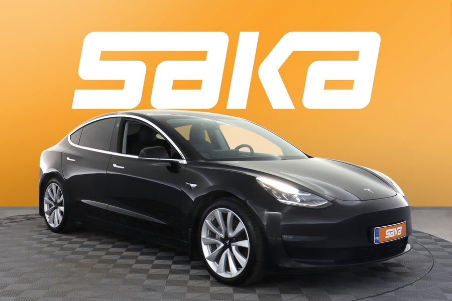 Tesla Model 3 vaihtoauto