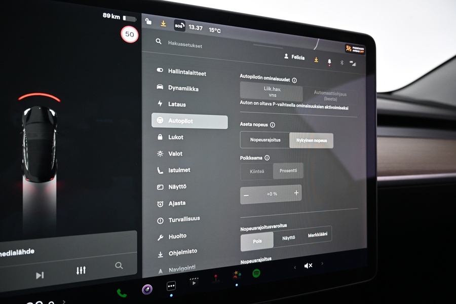 Tesla Model 3 vaihtoauto