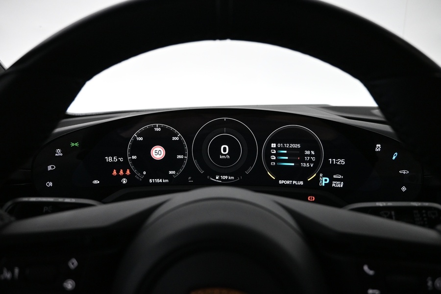 Porsche Taycan vaihtoauto