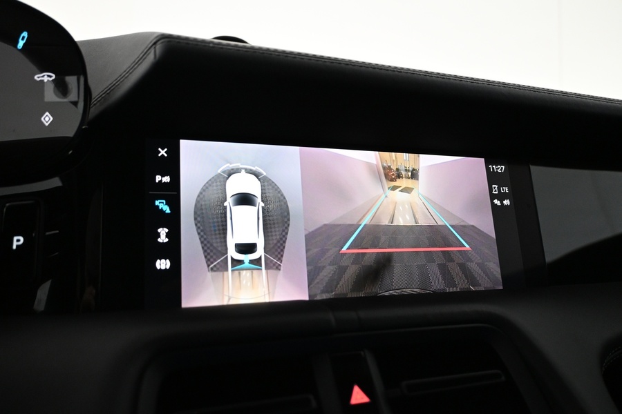 Porsche Taycan vaihtoauto