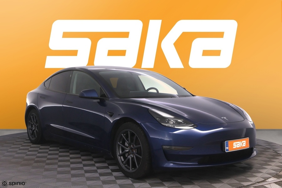 Tesla Model 3 vaihtoauto