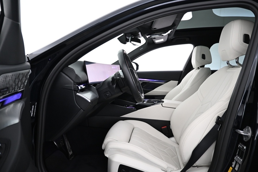 BMW i5 M60 vaihtoauto