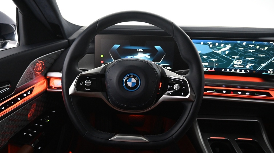 BMW i7 vaihtoauto