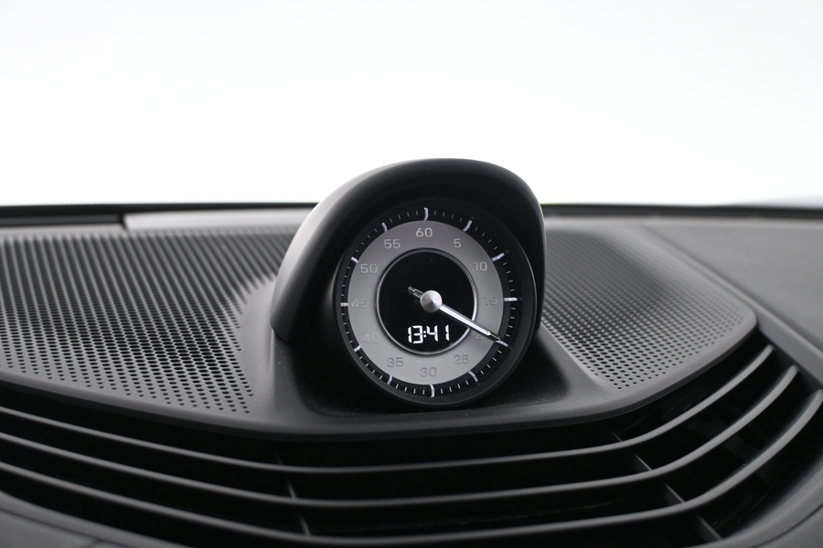 Porsche Taycan vaihtoauto