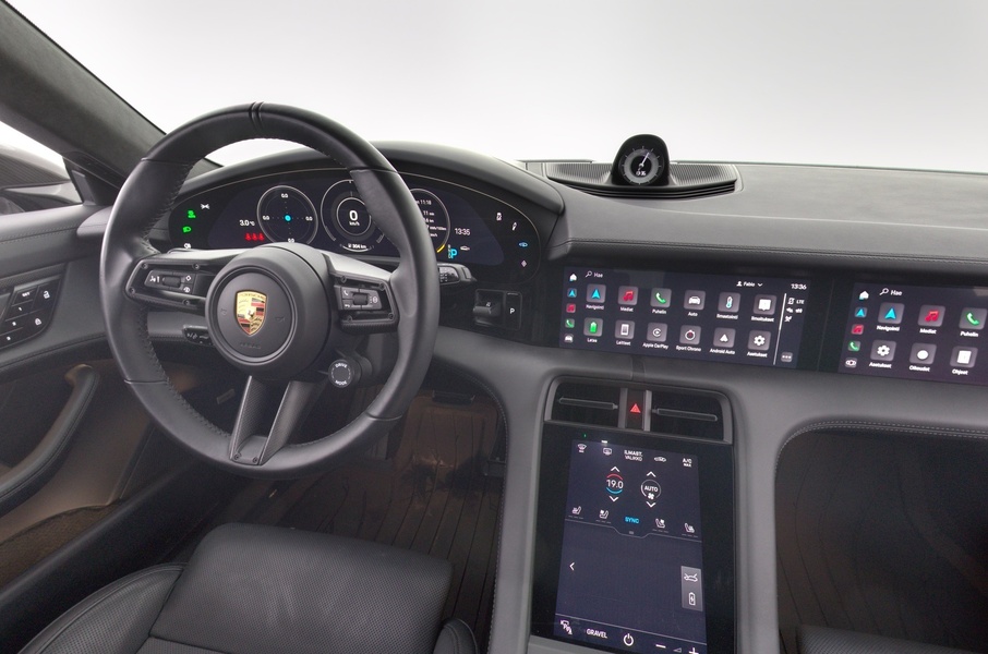 Porsche Taycan vaihtoauto