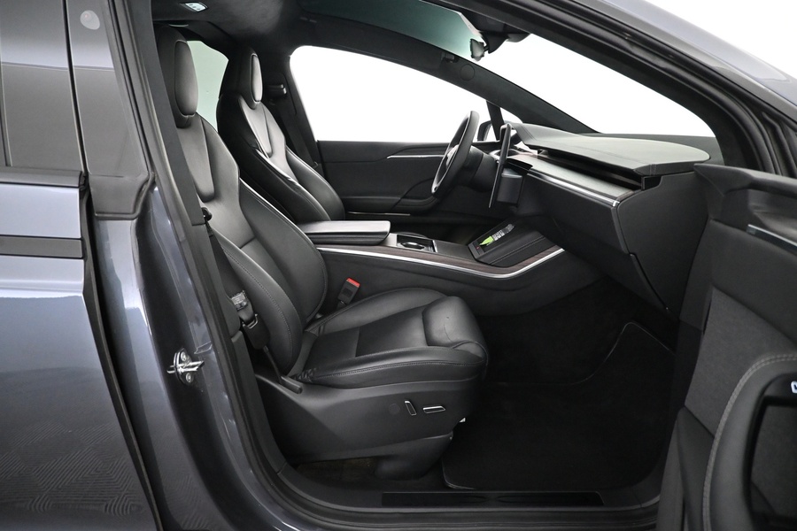 Tesla Model X vaihtoauto