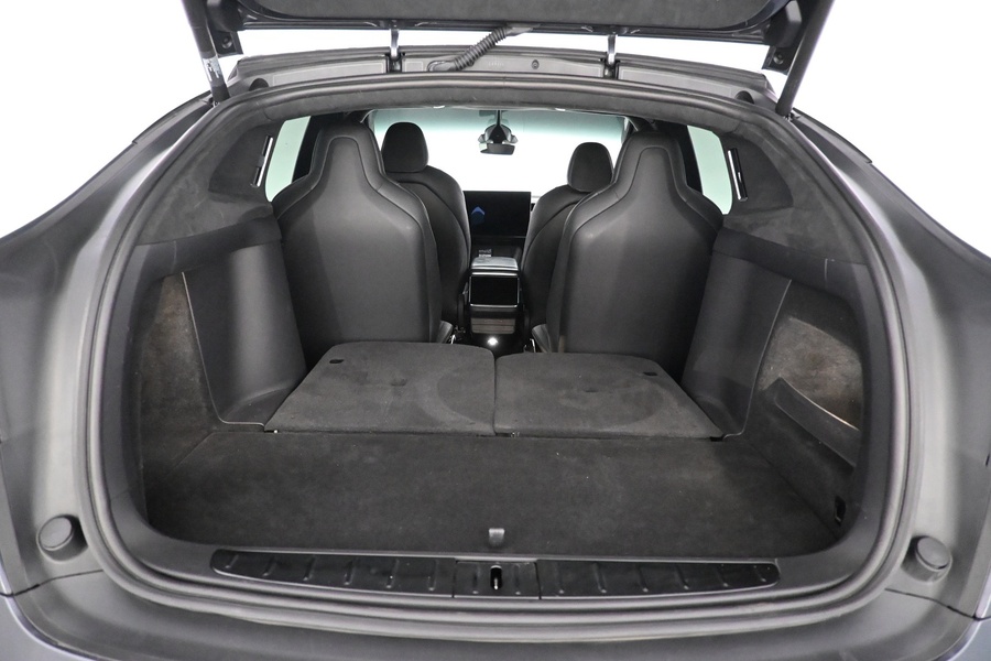 Tesla Model X vaihtoauto