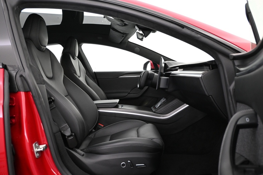 Tesla Model S vaihtoauto