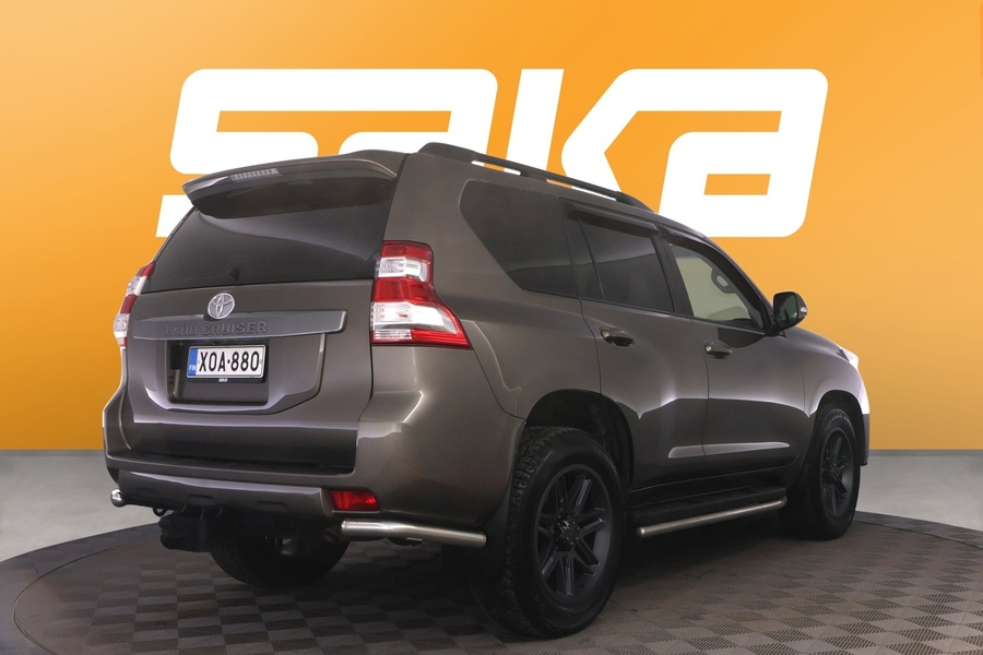 Toyota Land Cruiser vaihtoauto