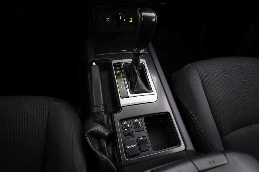 Toyota Land Cruiser vaihtoauto