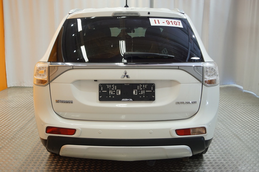 Mitsubishi Outlander vaihtoauto