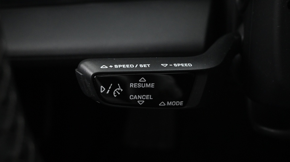 Porsche Taycan vaihtoauto