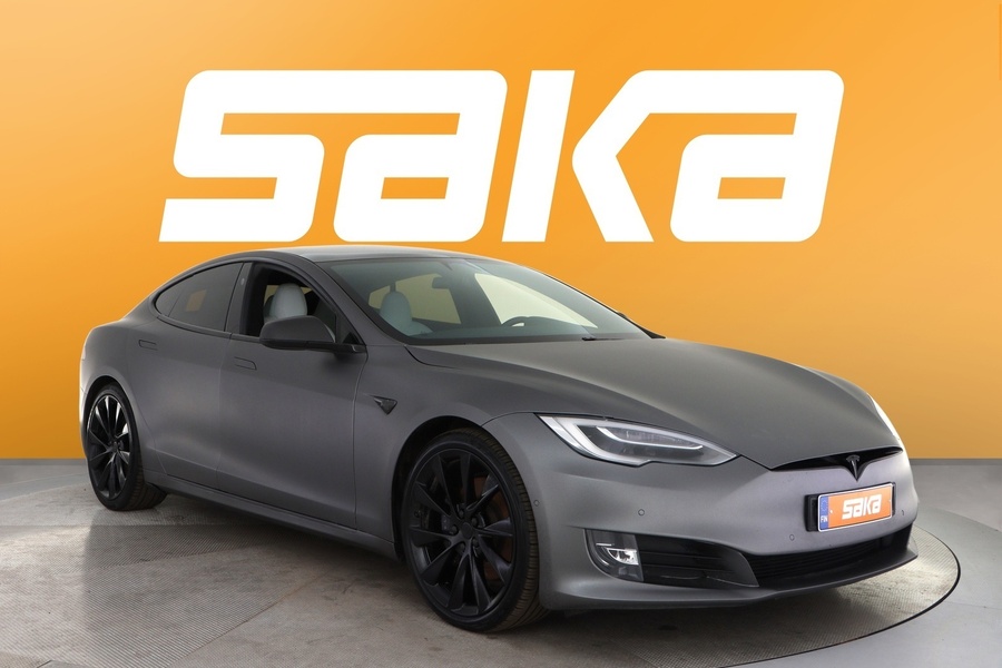 Tesla Model S vaihtoauto