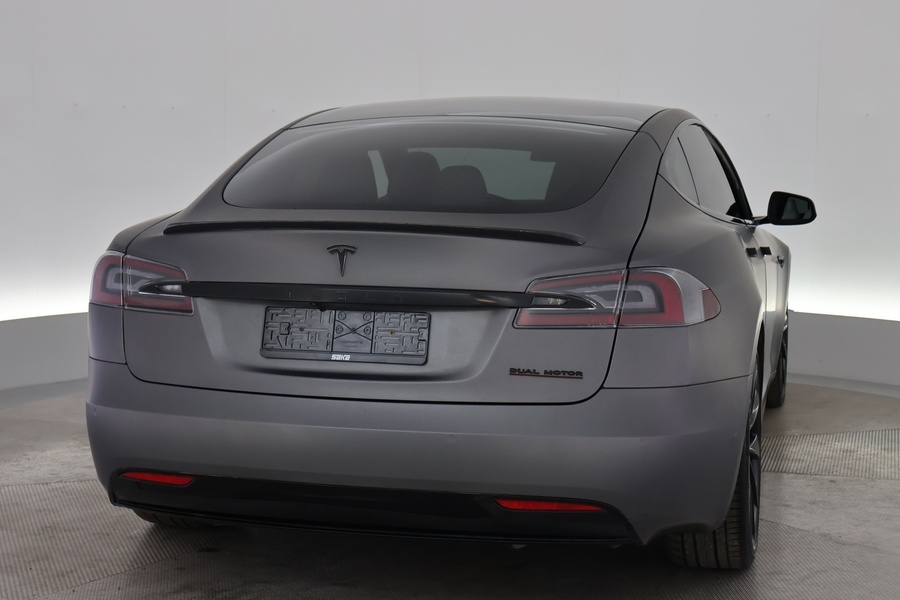 Tesla Model S vaihtoauto