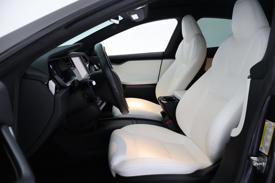 Tesla Model S vaihtoauto